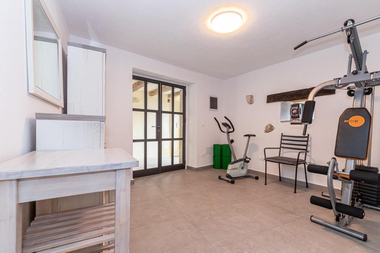 Casa Amelia In Pićan المظهر الخارجي الصورة