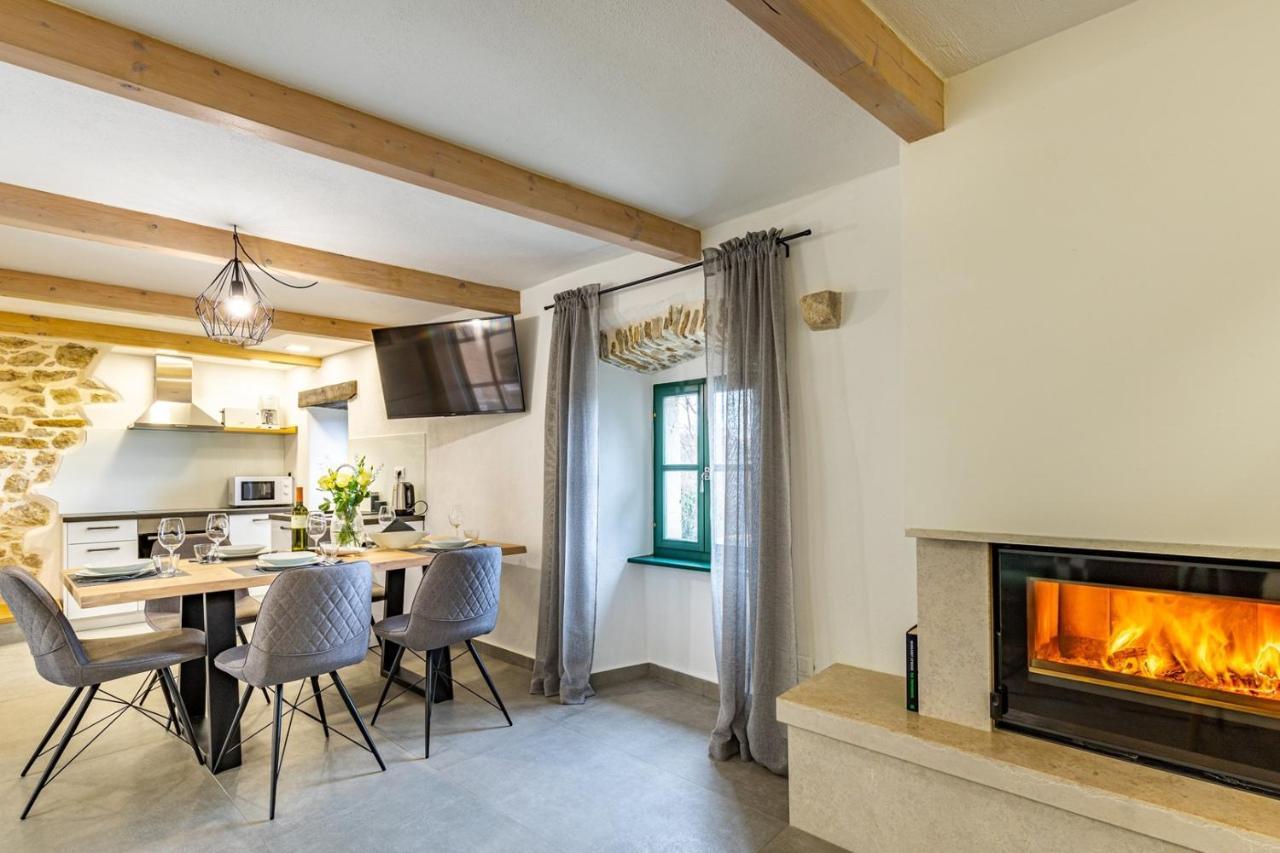 Casa Amelia In Pićan المظهر الخارجي الصورة