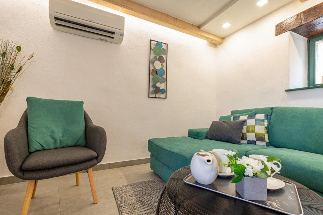 Casa Amelia In Pićan المظهر الخارجي الصورة